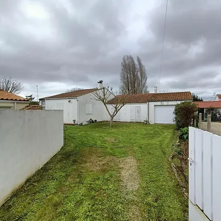 Prázdninový dům Grande Maison De Saint-Georges-d'Oleron